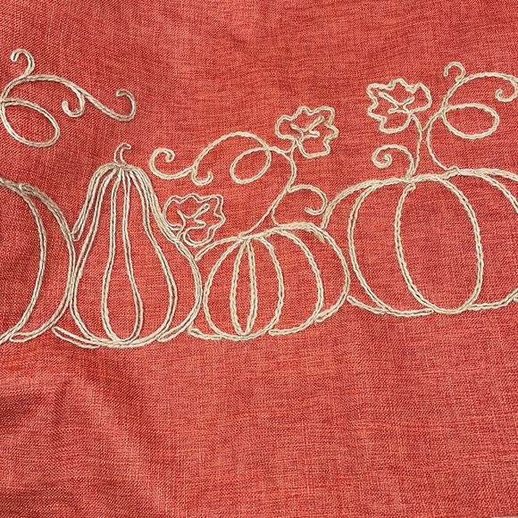 Fall Table Runner with embroidered Pumpkins - Picture 9 of 10